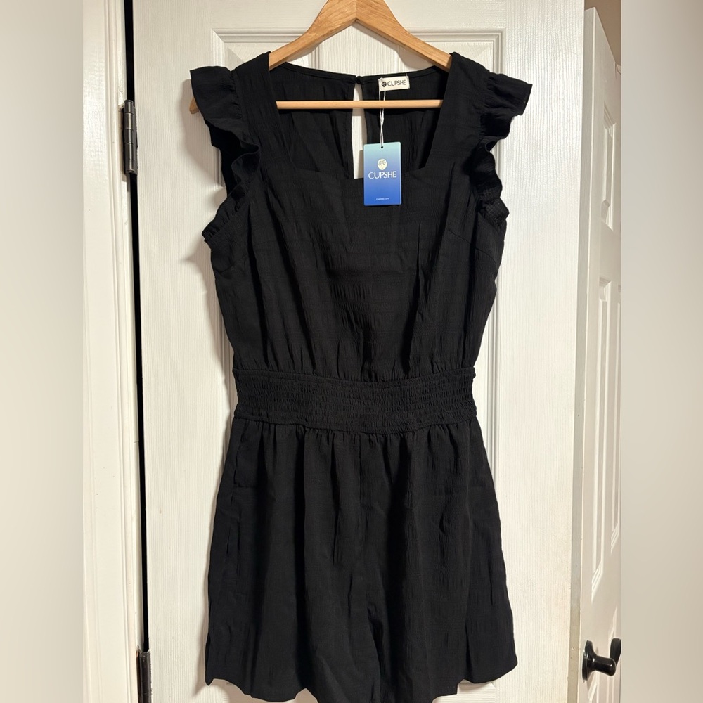 Cupshe Black Smocked Waist Ruffle-Sleeve romper